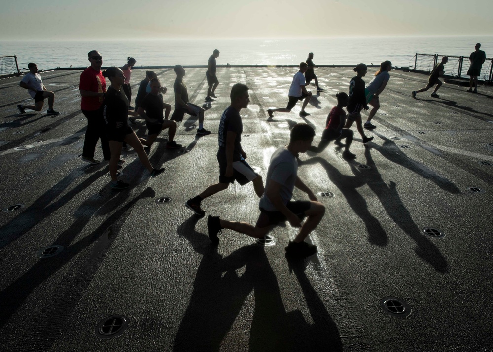 CLB 13 trains on the flight deck