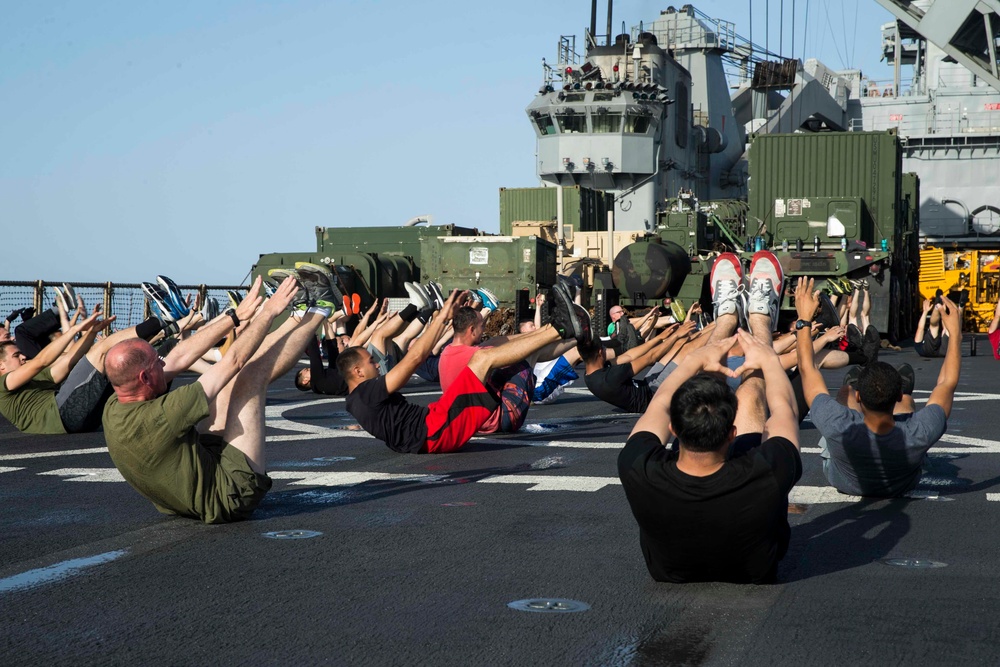 CLB 13 trains on the flight deck