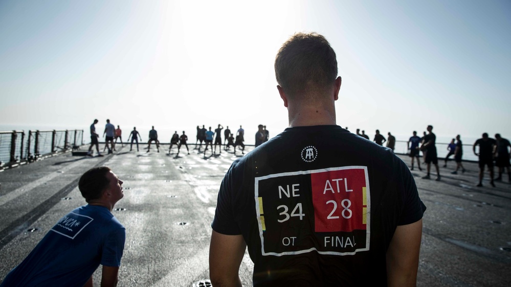 CLB 13 trains on the flight deck