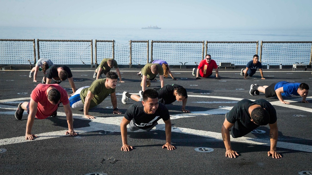 CLB 13 trains on the flight deck