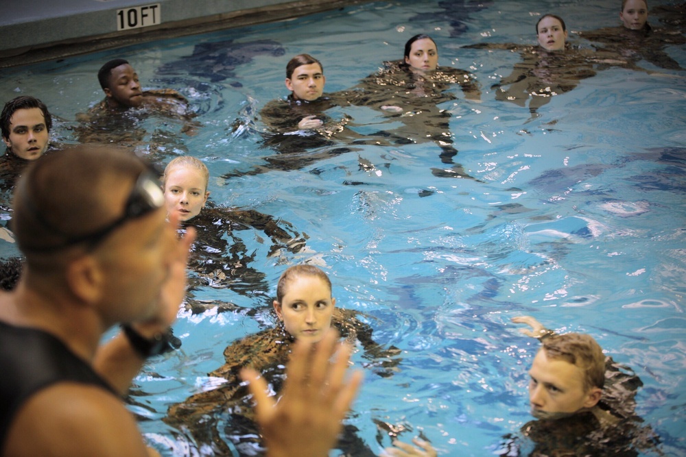 Marines teach water survival during Marine Week