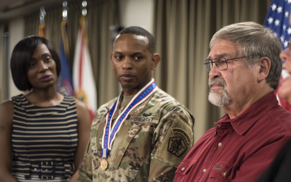 HRC NCO awarded Soldier’s Medal for heroism