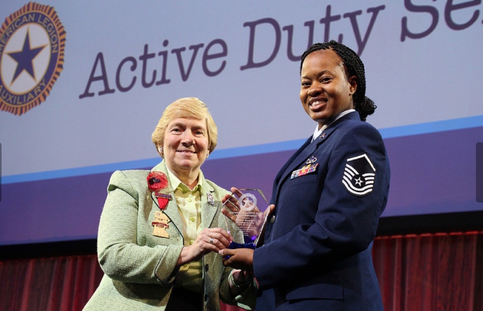 70th ISRW SNCO receives Salute to Servicewomen Award