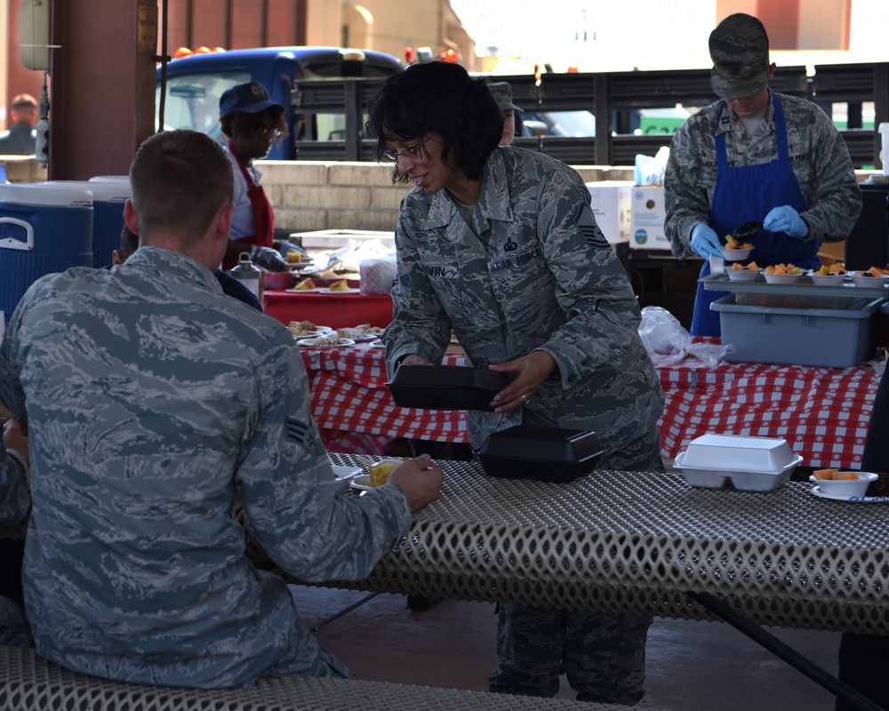 Luke AFB Chaplain Corps feed flightline personnel