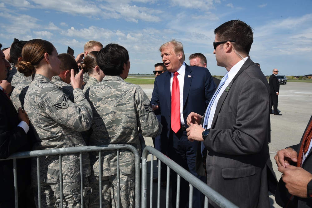 President Trump arrives in Fargo