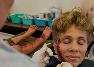 Field Hospital hosts Army Surgeon General and many other DV’s