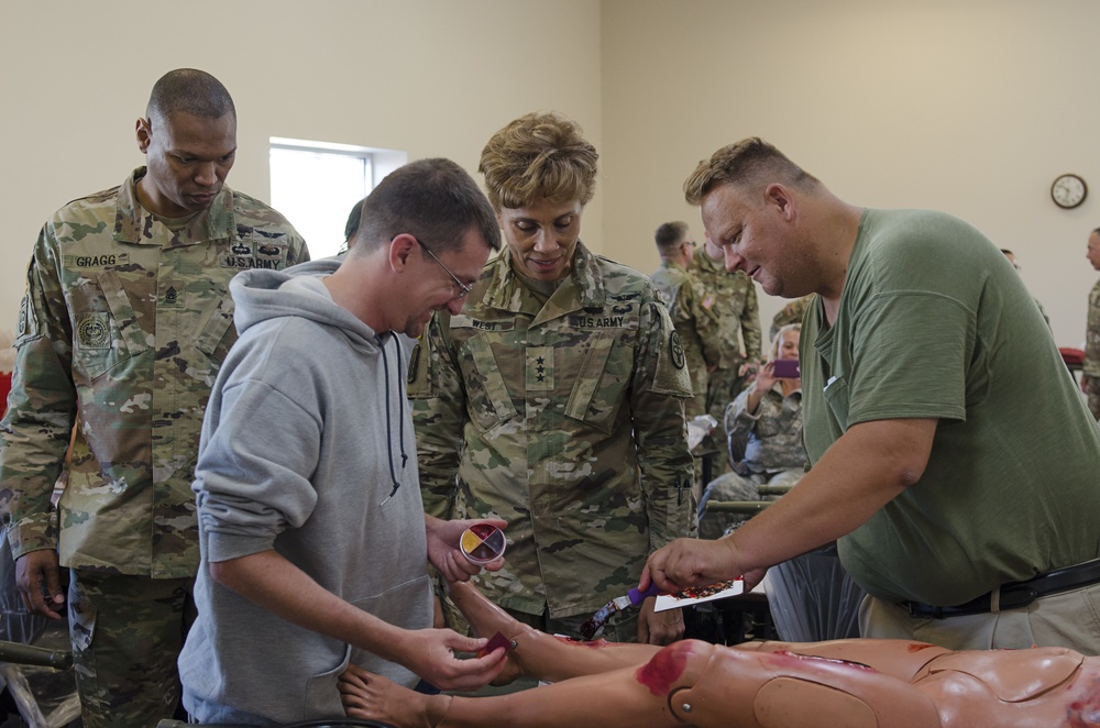 Field Hospital hosts Army Surgeon General and many other DV’s