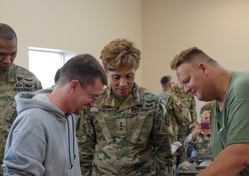 Field Hospital hosts Army Surgeon General and many other DV’s