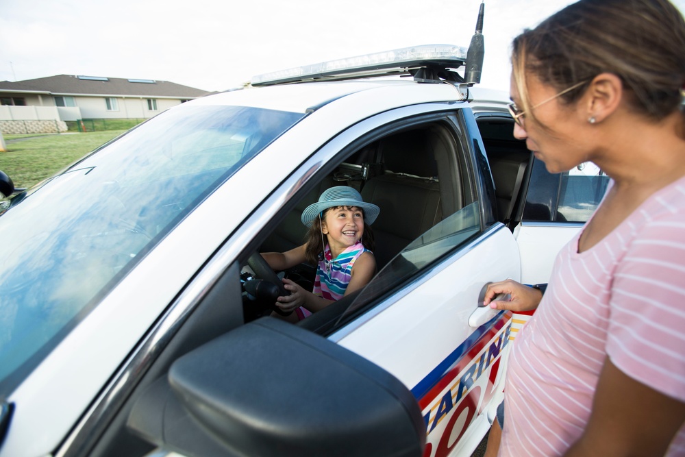 Mokapu Elementary School host ‘Touch a Truck’ family event