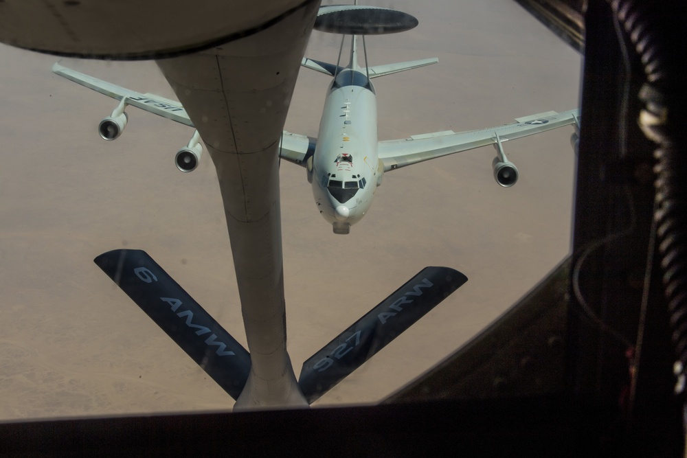 28th EARS refuels E-3 Sentry AWACS and F-15 over Iraq