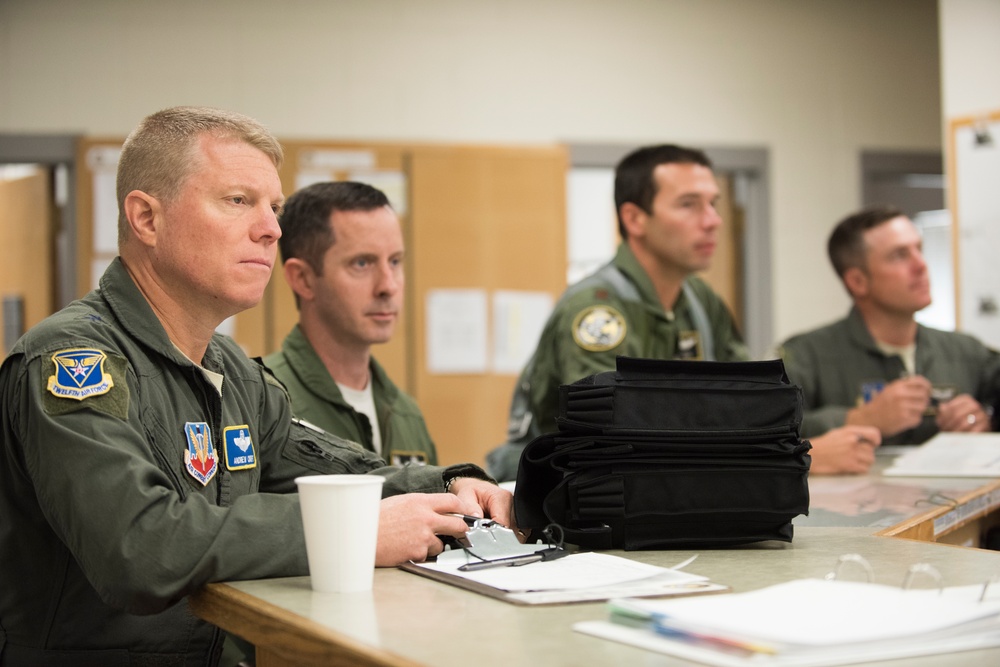 Air Forces Southern commander flies Idaho's A-10 warthog