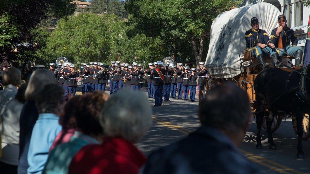 1st Marine Division Band perform at Estes Park 2018