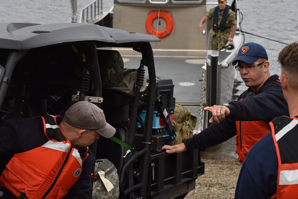 2nd Civil Support Team Conducts Joint Training with N.Y. Naval Militia