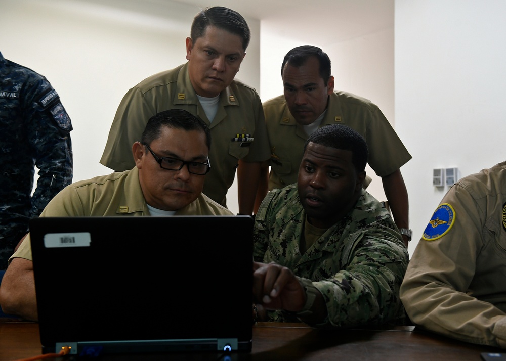 180907-N-PQ607-0097