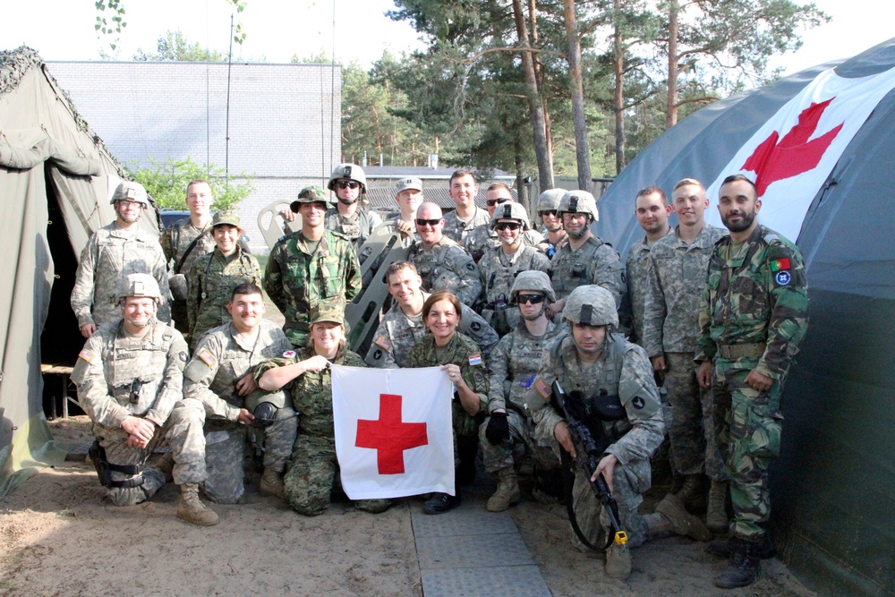 Medical professionals from U.S. and Croatia train together during Exercise Saber Strike 17