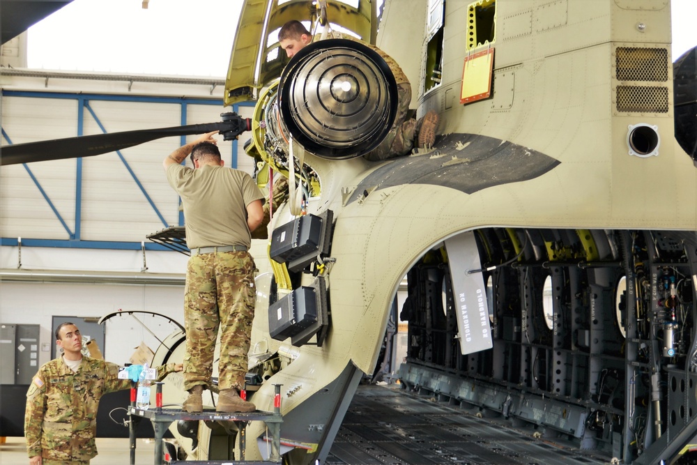 400 hours phase maintenance on an CH-47 Chinook helicopter