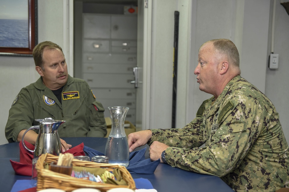 Fleet Master Chief Visits USS Bonhomme Richard (LHD 6)