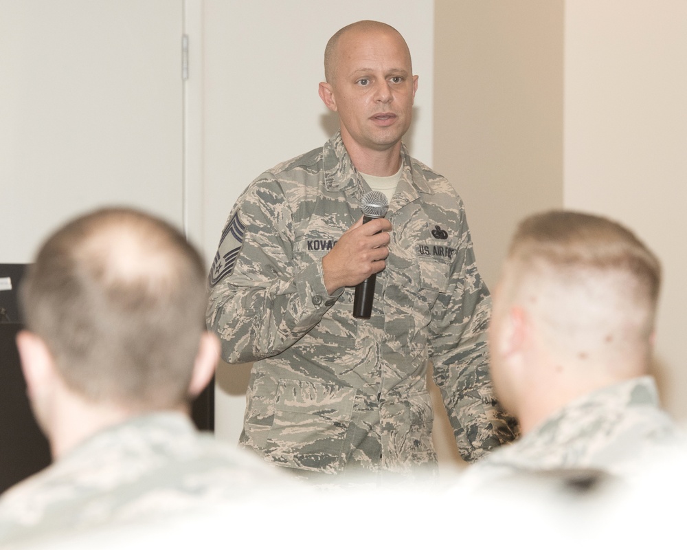 360th Recruiting Group host professional enhancement seminar