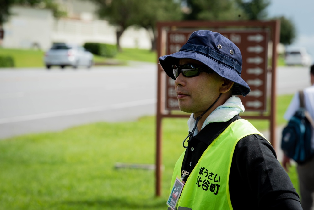 Chatan town residents, USAF participate in typhoon evacuation drill