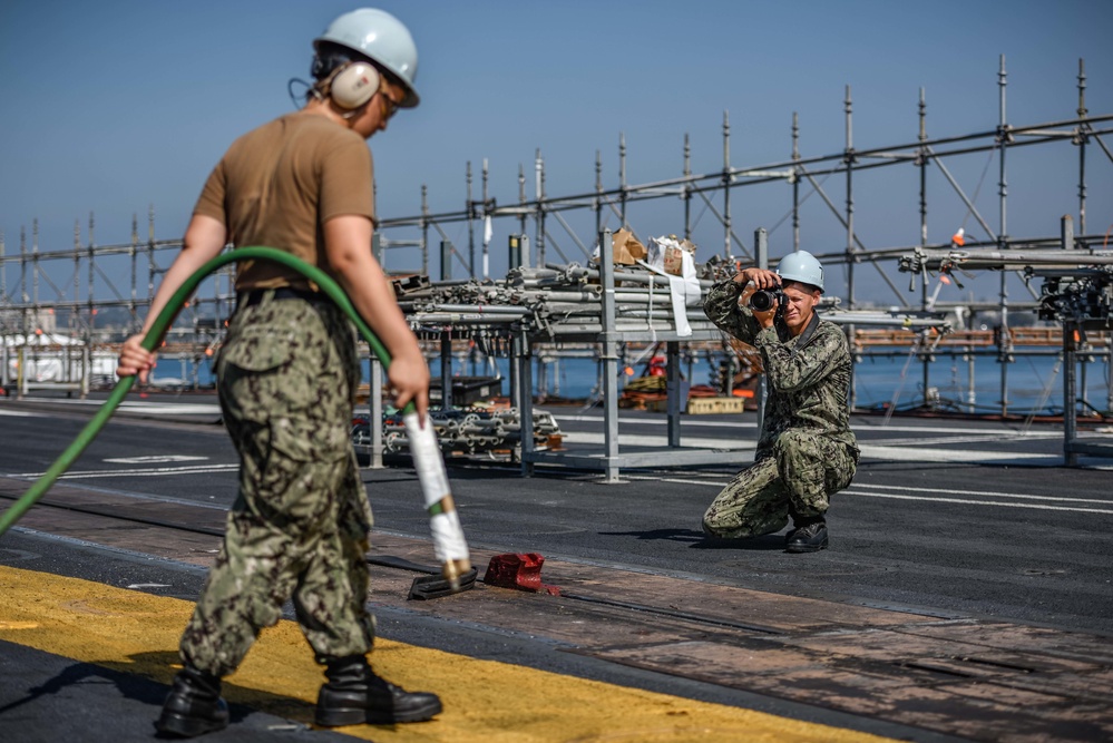 USS Theodore Roosevelt (CVN 71)