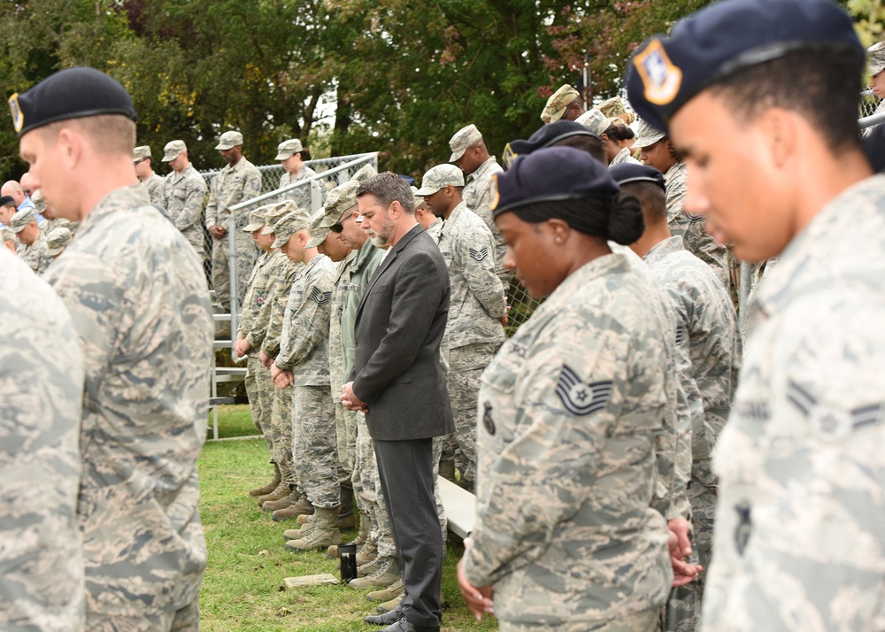 Airmen in UK remember 9/11