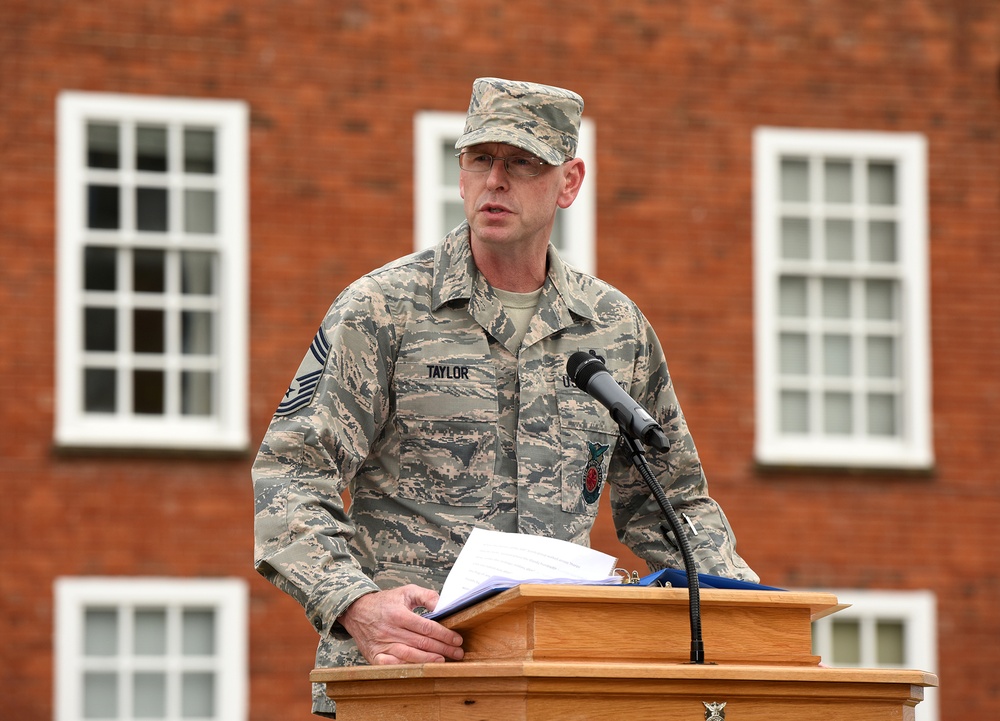 Airmen in UK remember 9/11