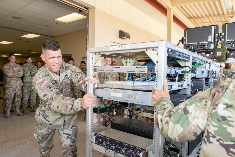 4th Joint Communications Squadron take the &quot;Mustang Challenge&quot;