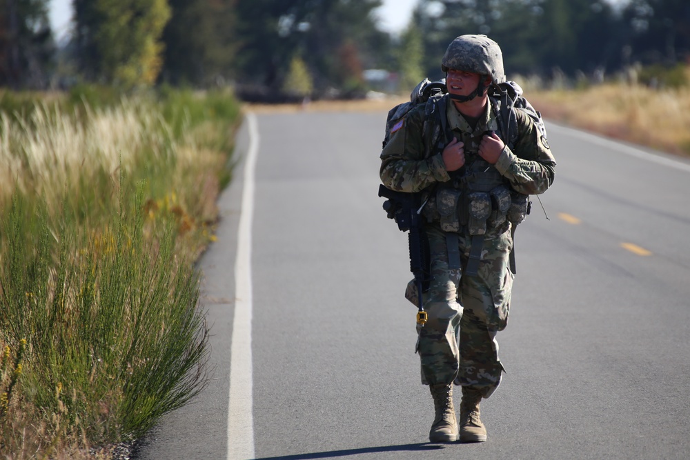 Washington Army National Guard soldiers take part in the 2018 Best Warrior Competition