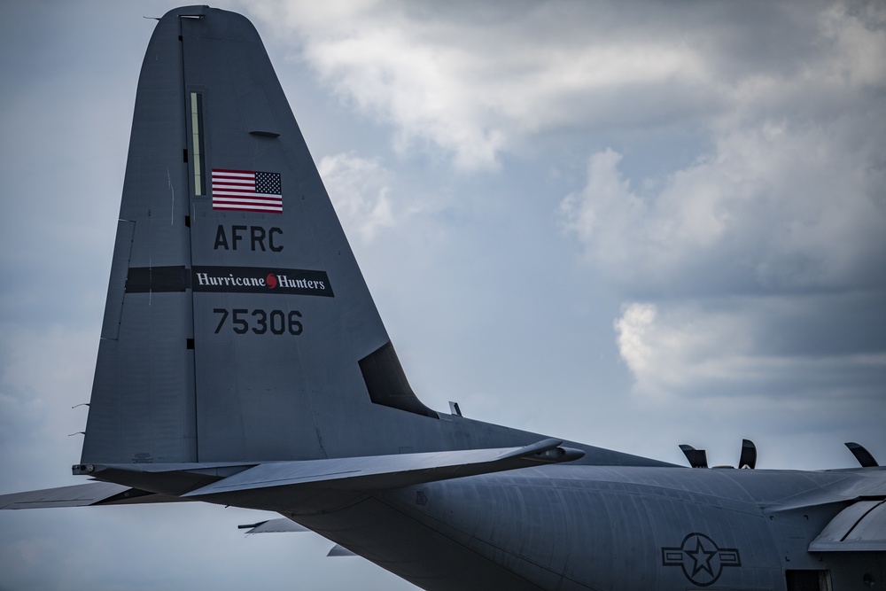Hurricane Hunters - Hurricane Florence