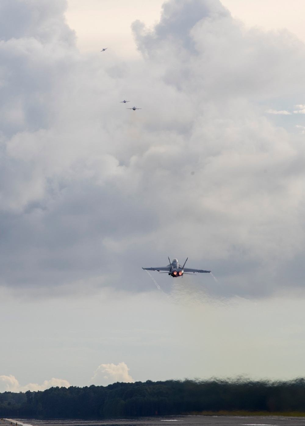 Strike Fighter Squadrons Prepare to Evacuate in Anticipation of Hurricane Florence