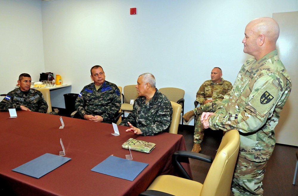 PRNG receives visit from Honduran armed forces