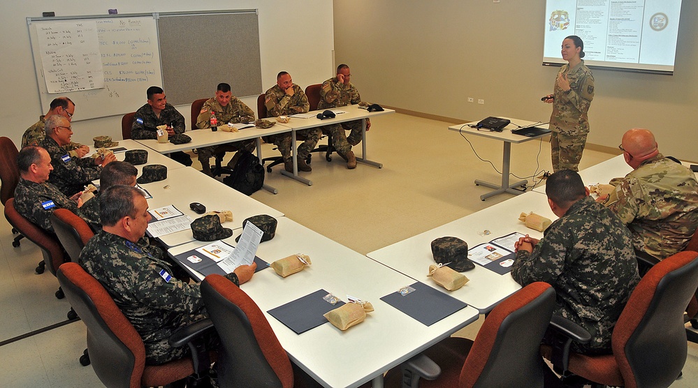 PRNG receives visit from Honduran armed forces