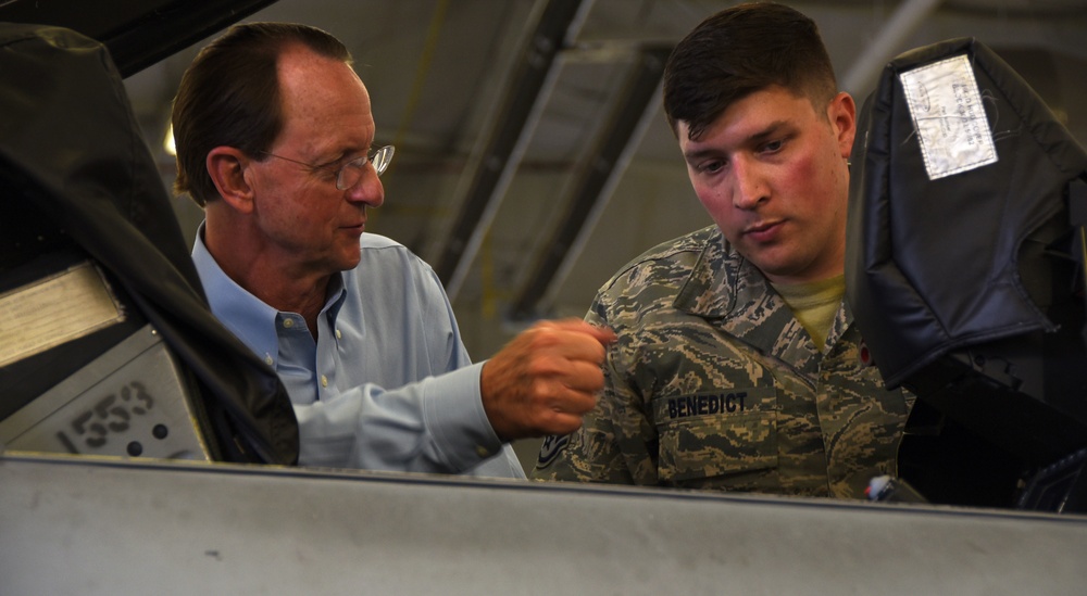 Airpower Council tours 301st Fighter Wing