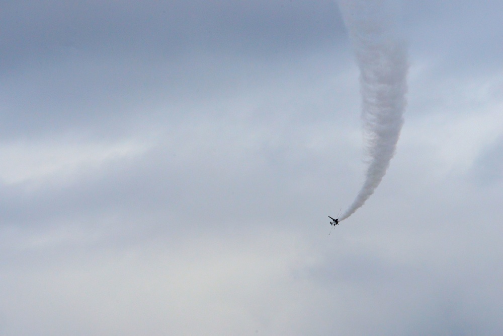 Air show arrivals