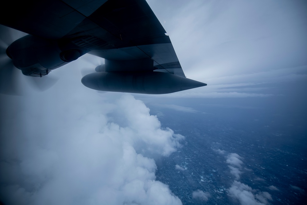 Hurricane Hunters - Hurricane Florence