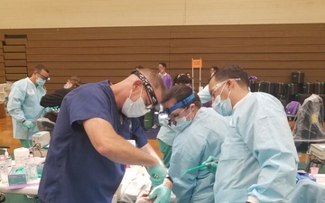 Fort Lee medical and dental staff lend healing hands