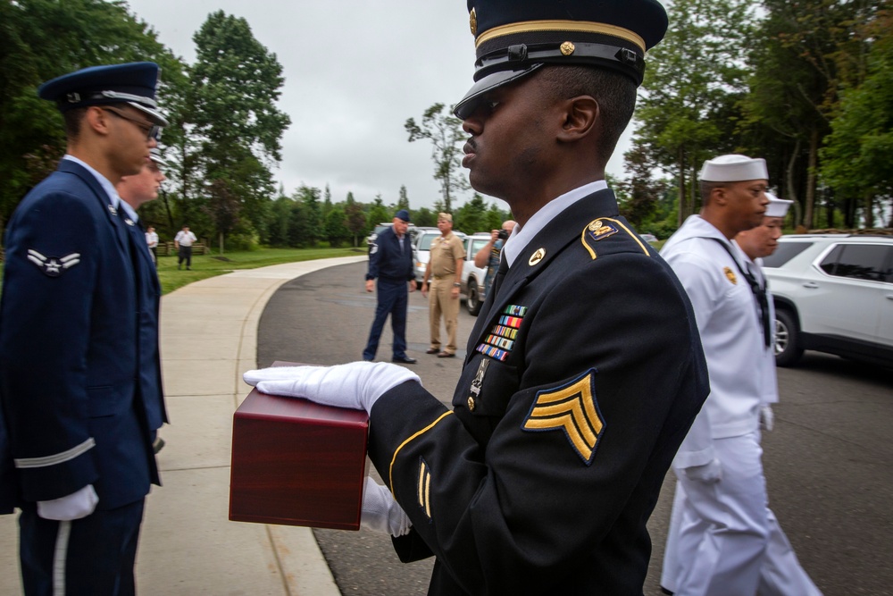 Mission of Honor holds 30th ceremony