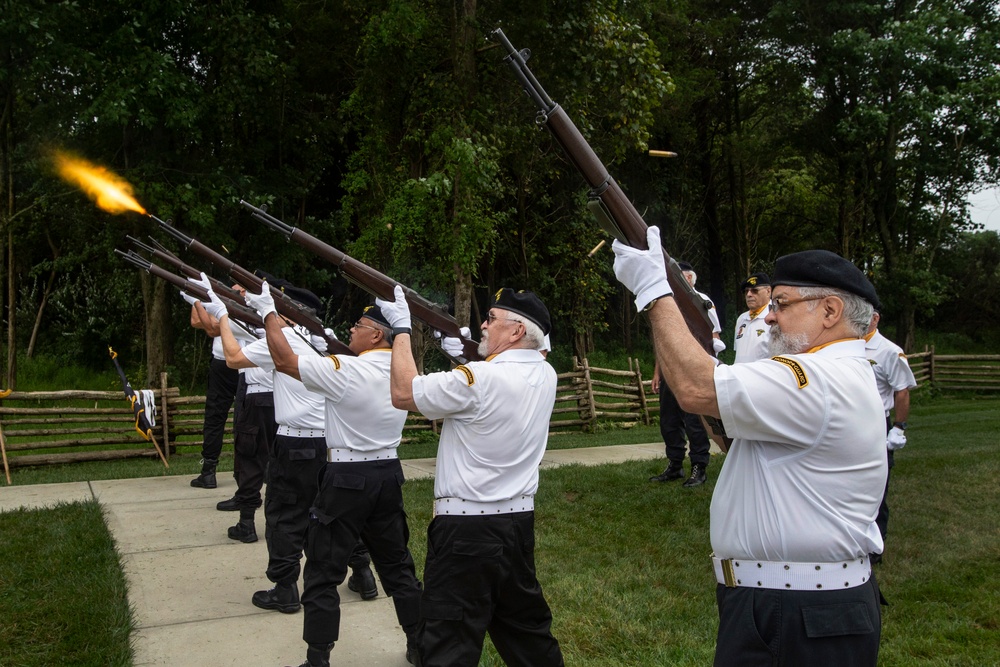 Mission of Honor holds 30th ceremony