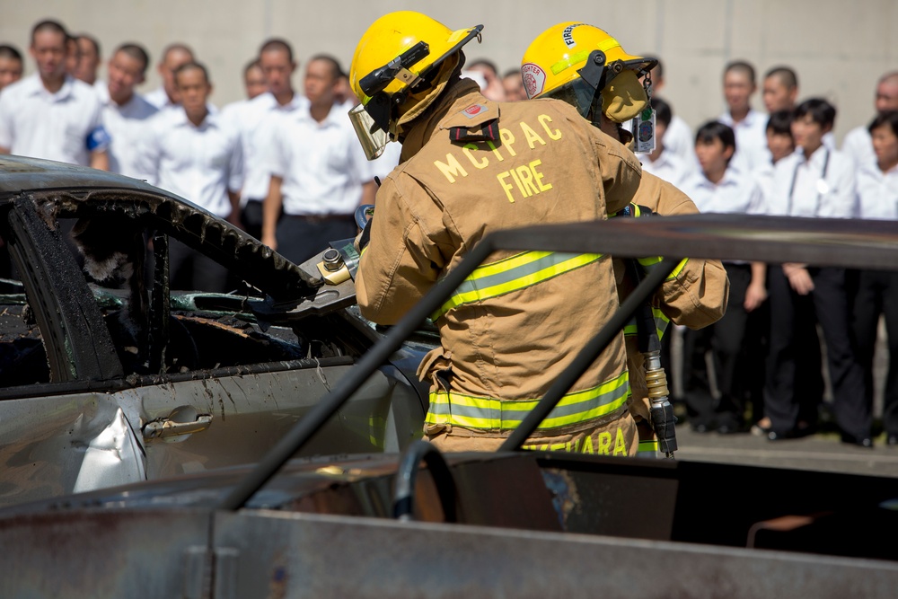 MCIPAC hosts firefighting demonstration for Fukuoka Prefecture Fire Academy cadets