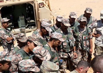 Jordan, Egypt, U.S. forces combine for STX lane