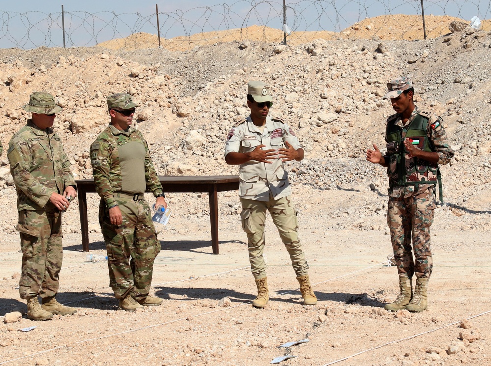 Jordan, Egypt, U.S. forces combine for STX lane
