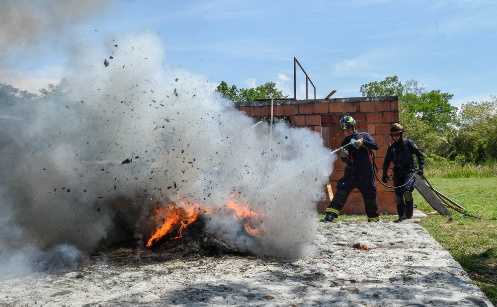 621st CRW participates in Angel de los Andes, Colombian led search and rescue exercise