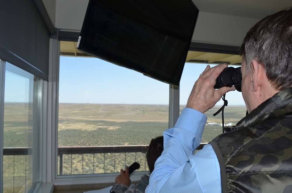 Mr. Hastings Visits Idaho Army National Guard