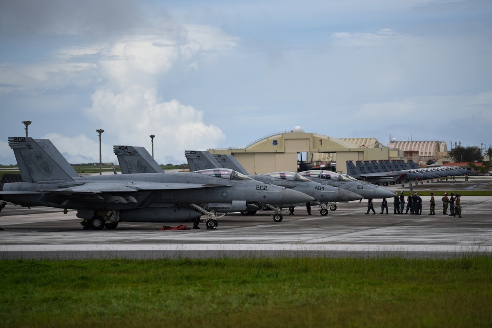 F/A-18 Hornets support exercise Valiant Shield