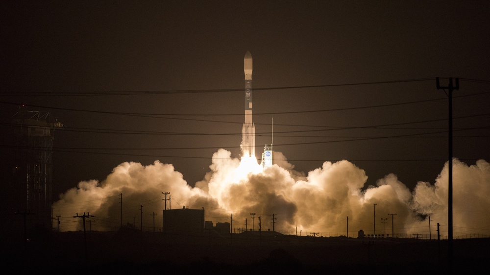 Vandenberg launches Delta II ICESat-2