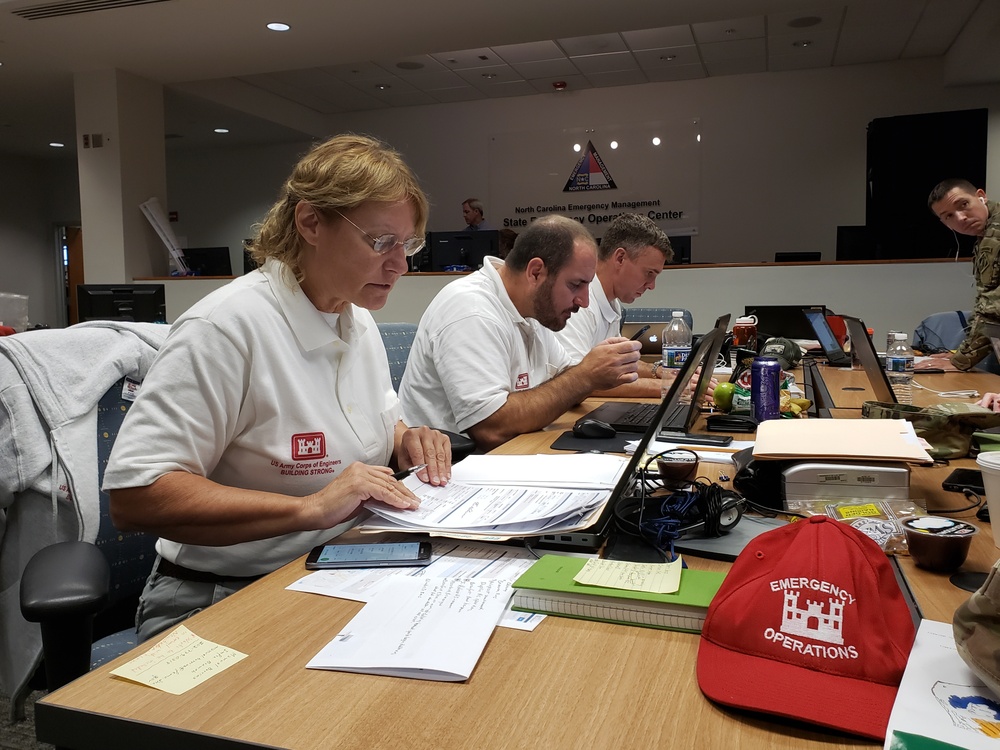 Corps teams monitor Hurricane Florence at the North Carolina Emergency Operations Center in Raleigh, North Carolina