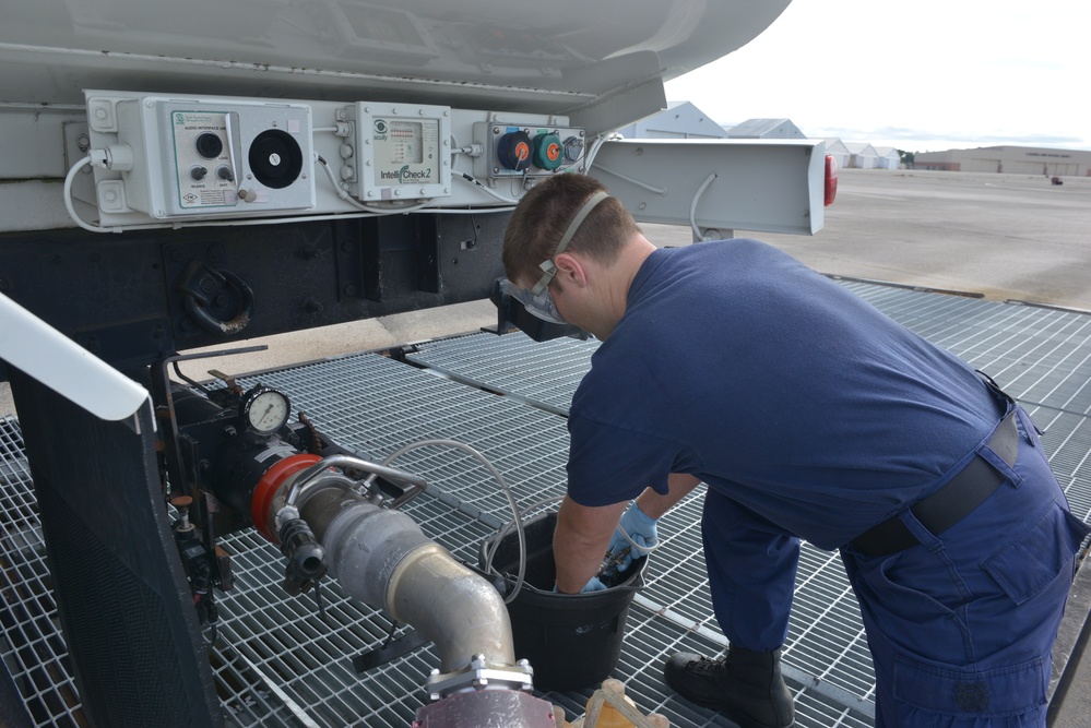 USCG Air Station Savannah conduct maintence in response to Hurricane Florence