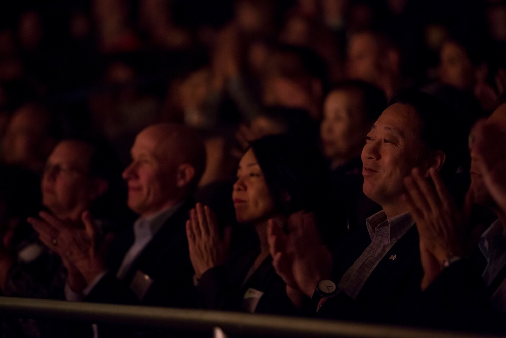 USO Show Troupe perform at MCAS Iwakuni