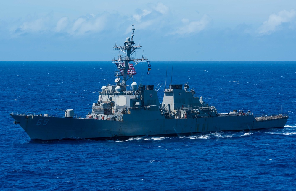 USS Ronald Reagan (CVN 76) Valiant Shield 2018