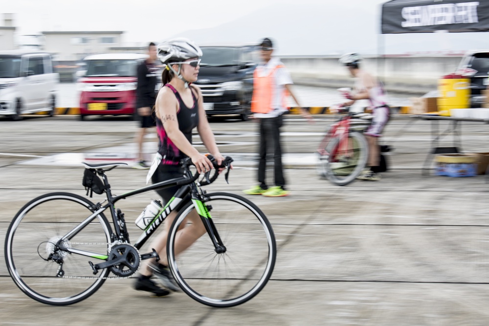 MCAS Iwakuni builds bonds through swimming, bicycling, running